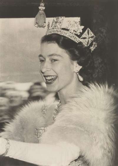 Image of Queen Elizabeth II, 4 November 1952, on way to her first State Opening of Parliament