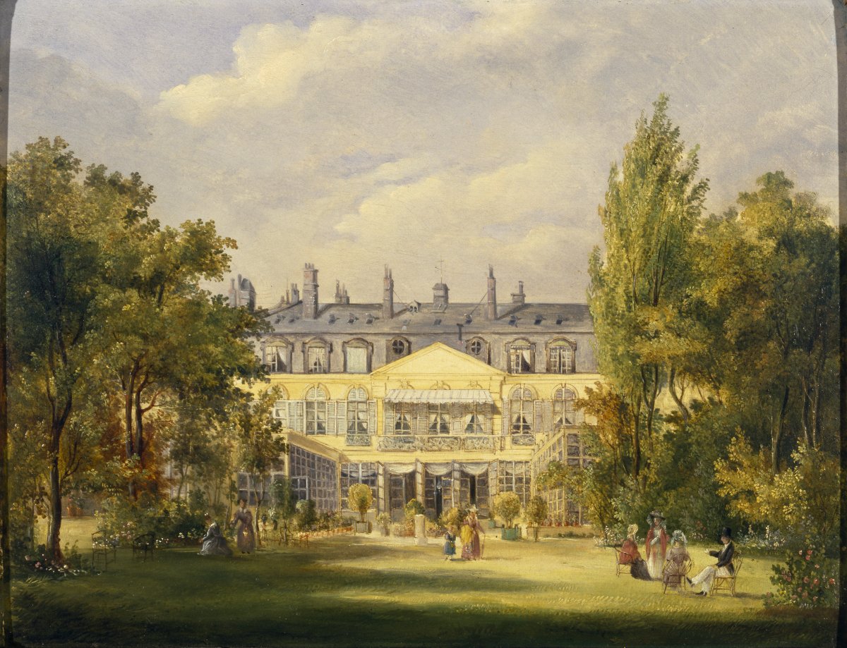 Image of British Embassy in Paris from the Gardens