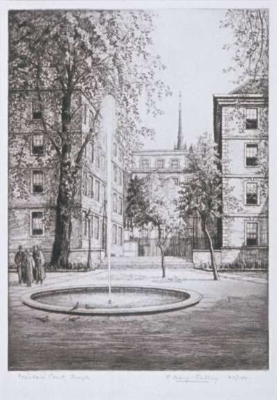 Image of Fountain Court, Temple