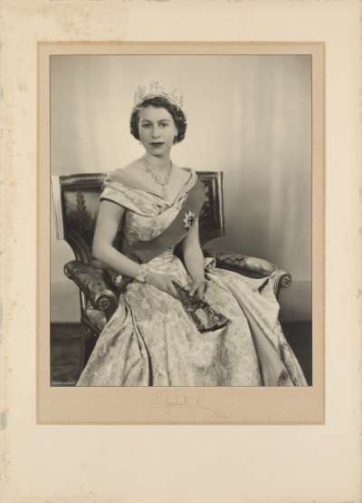 Image of HM Queen Elizabeth II (1926-2022) Queen Regnant